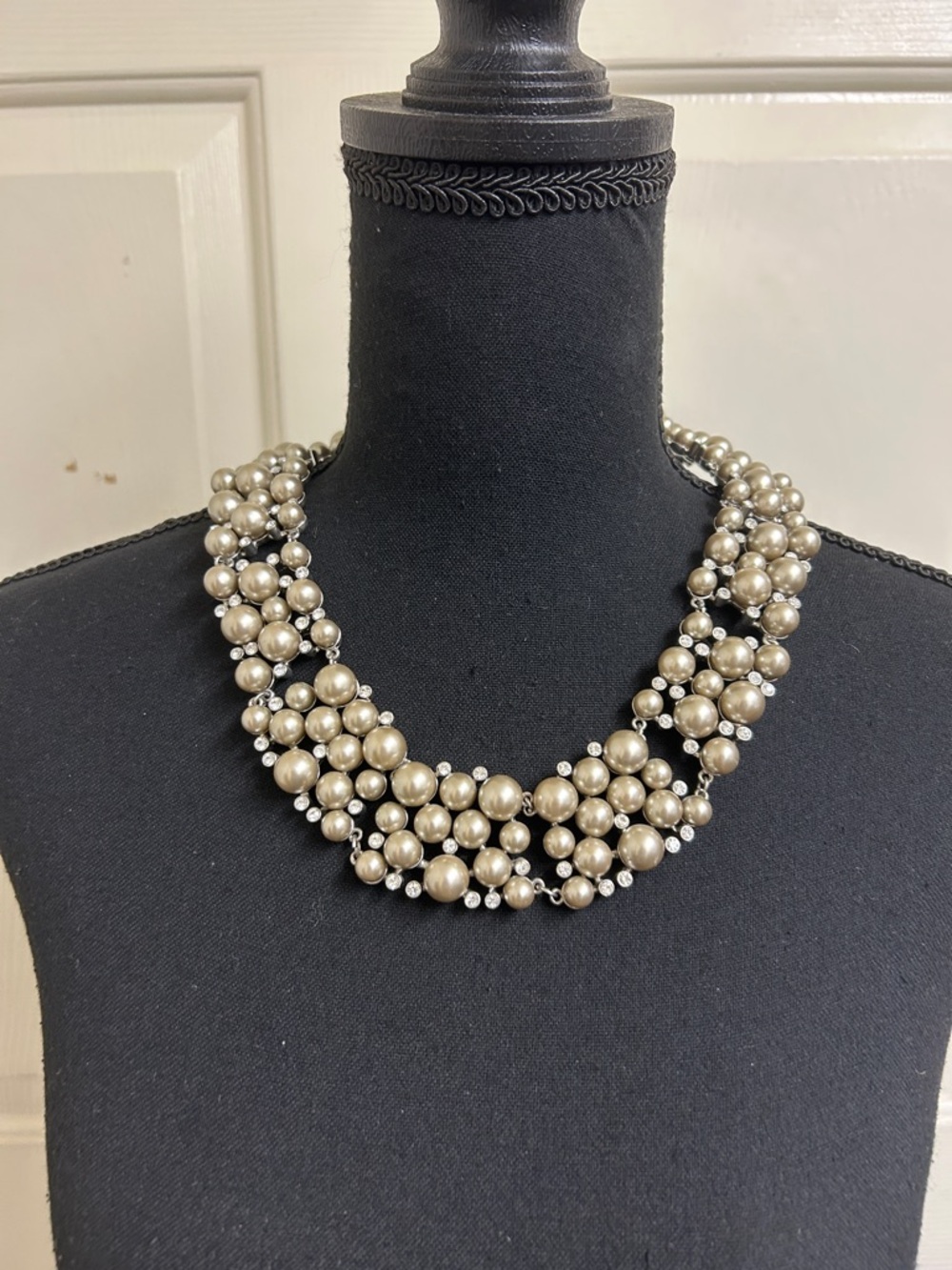 J Crew Clear Rhinestone Crystals and Faux Pearls on a Silver Tone necklace